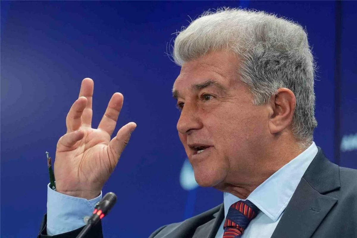 لابورتا: لم نتغلب على ريال مدريد أربع مرات… ودور الضحية غير مجدي، ولا أفكر في ضم هالاند. لابورتا: لم نتغلب على ريال مدريد أربع مرات… ودور الضحية غير مجدي، ولا أفكر في ضم هالاند.