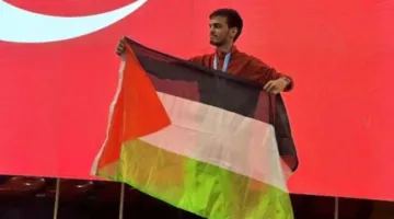 لاعب رياضي يتخلص من ميداليته الأوروبية في النيل تضامنًا مع فلسطين