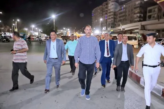 محافظ سوهاج يواصل جولاته الميدانية لمتابعة مشروعات التطوير والانضباط في الشوارع والأسواق محافظ سوهاج يواصل جولاته الميدانية لمتابعة مشروعات التطوير والانضباط في الشوارع والأسواق