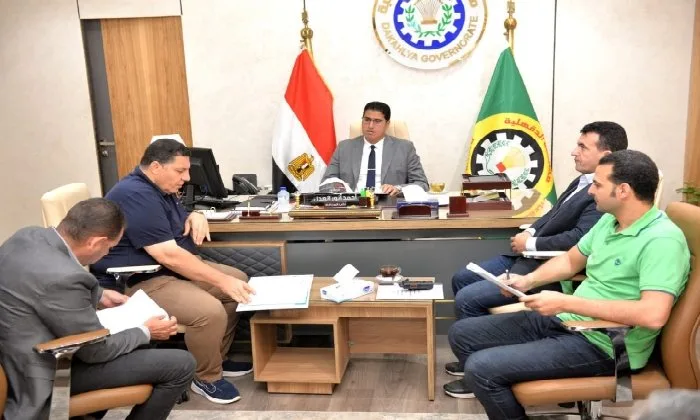 لجنة إدارة العقارات بالدقهلية تناقش طلبات المستثمرين في المنطقة الصناعية بجمصة لجنة إدارة العقارات بالدقهلية تناقش طلبات المستثمرين في المنطقة الصناعية بجمصة