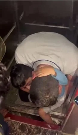 لفتة إنسانية.. الأمن يعيد مريض نفسي ضل الطريق لآسرته بمدينة نصر