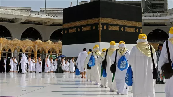 للمرة الأولى.. السياحة الدينية تأخذ أكثر من نصف حصة الحجاج المصريين للمرة الأولى.. السياحة الدينية تأخذ أكثر من نصف حصة الحجاج المصريين