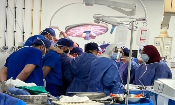 للمرة الأولى في مستشفيات جامعة طنطا.. نجاح عملية استبدال الصمام الأورطي ثلاثي الشرفات بتقنية «أوزاكي» للمرة الأولى في مستشفيات جامعة طنطا.. نجاح عملية استبدال الصمام الأورطي ثلاثي الشرفات بتقنية «أوزاكي»
