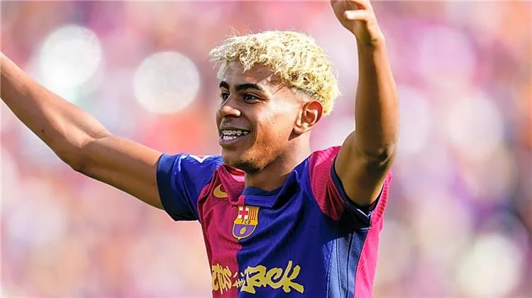 لويس سواريز: ثنائي برشلونة يتجاوز المعدلات المعتادة.. وأسلوب فليك يُبهر!