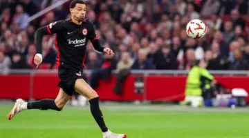 لاعب جديد من البوندسليغا.. ليفربول يضع عينه على مهاجم فرانكفورت