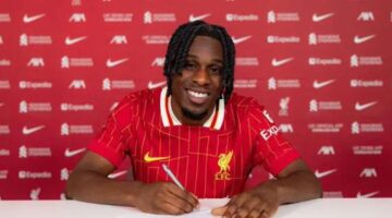 ليفربول يعلن بشكل رسمي عن التعاقد مع لاعب بديل لأرنولد لتعزيز تشكيل الفريق.