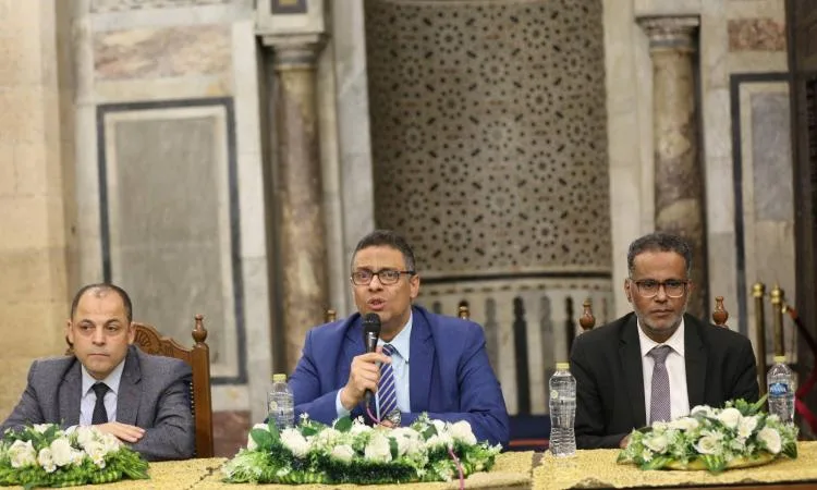 مؤتمر الأزهر حول القضايا الحديثة ينبه إلى مخاطر وسائل التواصل الاجتماعي