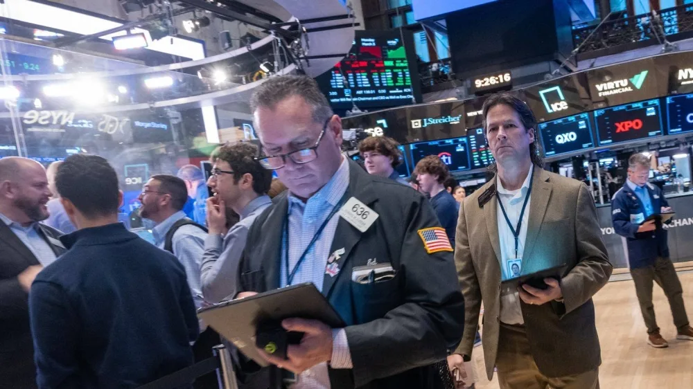 مؤشر إس آند بي 500 ينهي جلسة اليوم بارتفاع مع انتظار المستثمرين لمستجدات التجارة