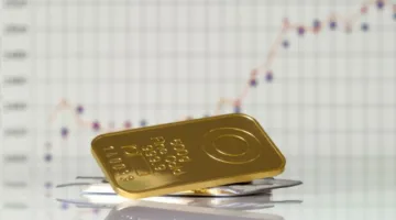 ما الأسباب التي توقع ارتفاع أسعار الذهب إلى مستويات غير مسبوقة؟
