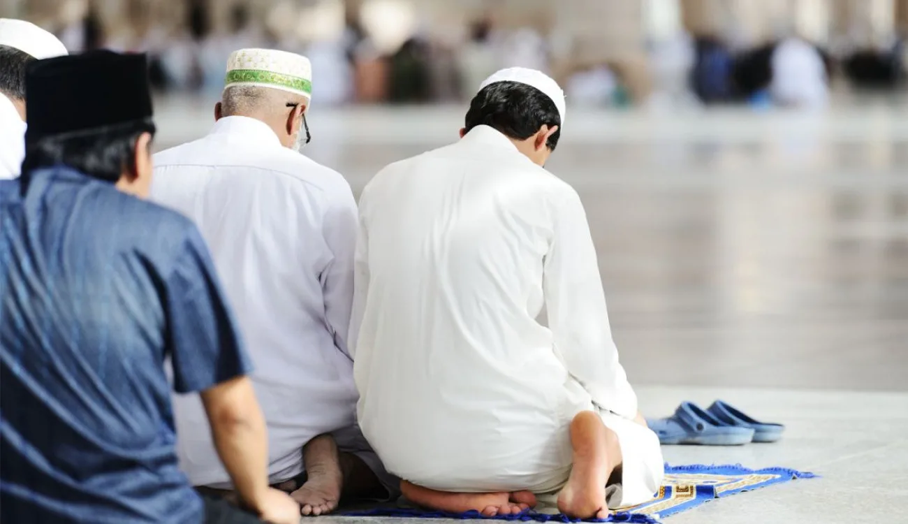 ما حكم إقامة صلاة الجمعة في الزوايا المتقاربة؟.. الإفتاء توضح