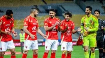 ماذا سيتعرض له الأهلي وبيراميدز إذا استمر التعادل أمام البنك وبتروجت؟