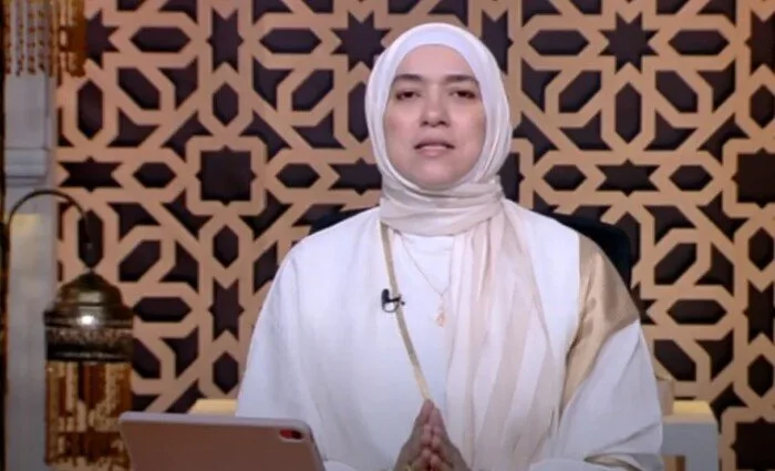 ماذا قالت الداعية دينا أبو الخير عن الابتلاء؟ | فيديو