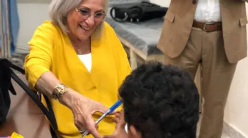مبادرة “بإيدينا” تكرم مختصي صعوبات التعلم في أسوان