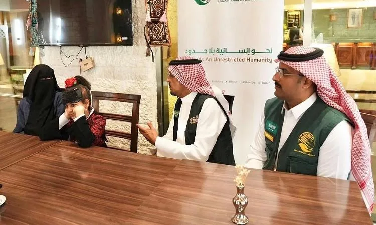 مبادرة مركز الملك سلمان لعلاج طفلة فلسطينية من غزة تعاني من سرطان الدماغ