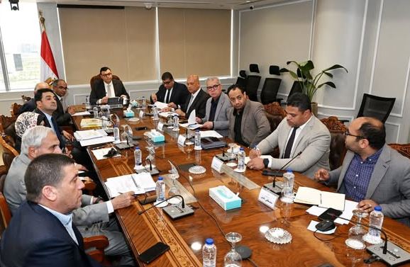 وزير الإسكان يوجه بإنهاء المرحلة الثانية من محطة مياه أكتوبر في أقل مدة ممكنة