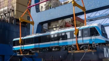 وزير النقل: وصول أول قطار مزود بتكييف للخط الأول لمترو الأنفاق إلى ميناء الإسكندرية