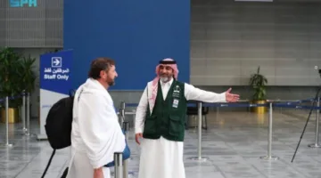 متطوعو الجوازات السعودية: دعم واهتمام لضيوف الرحمن