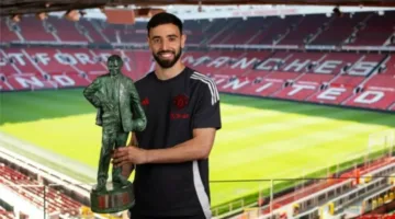 مثل كريستيانو… برونو فيرنانديز يُتوج كأفضل لاعب في مانشستر يونايتد للموسم الرابع على التوالي.