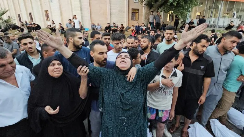 مجازرالاحتلال لاتتوقف:استهدف منازل ومدارس ومواقع للنازحين في قطاع غزة