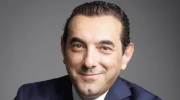 مجلس إدارة بنك المغرب يعيّن منصف العلوي كمدير تنفيذي للبنك التجاري