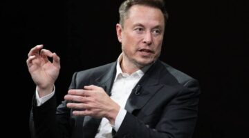 مجلس إدارة تسلا ينفي وجود خطط لاستبدال إيلون ماسك من منصب الرئيس التنفيذي