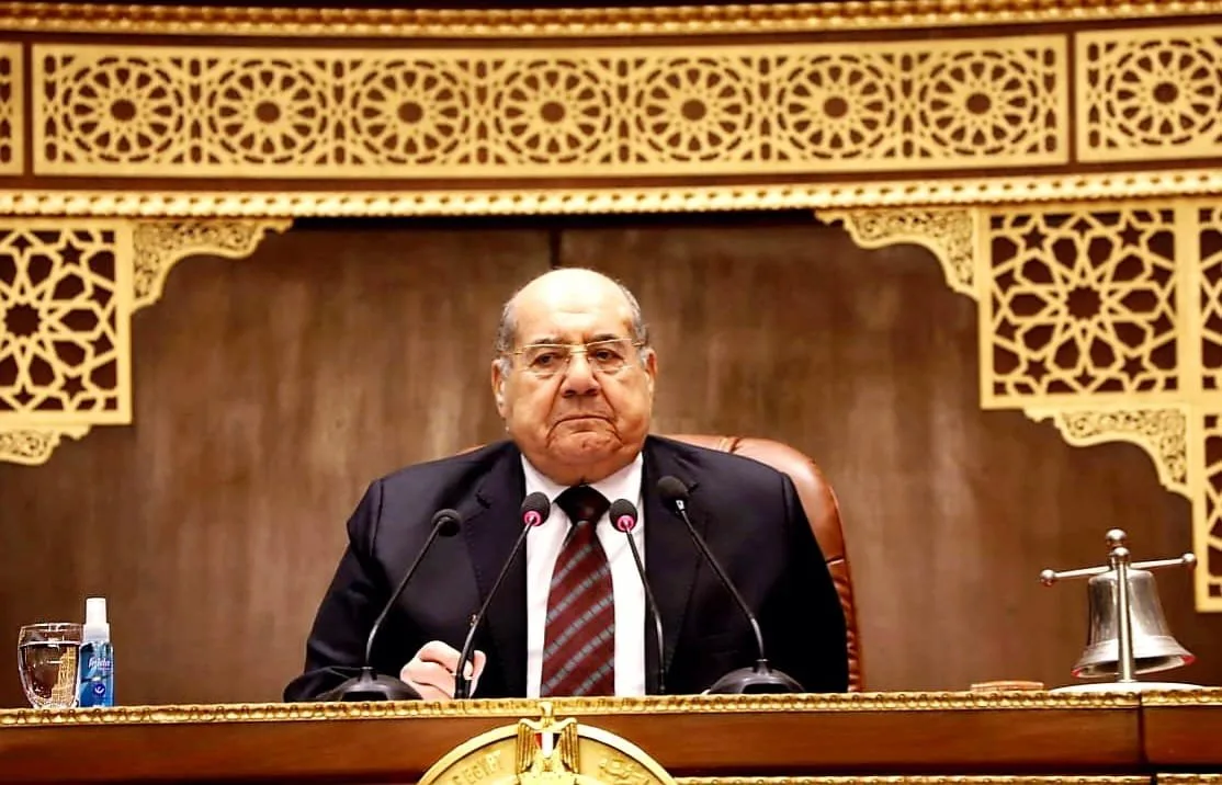 مجلس الشيوخ يشرع في مناقشة التعديلات على قانون الانتخابات وتوزيع الدوائر الانتخابية مجلس الشيوخ يشرع في مناقشة التعديلات على قانون الانتخابات وتوزيع الدوائر الانتخابية