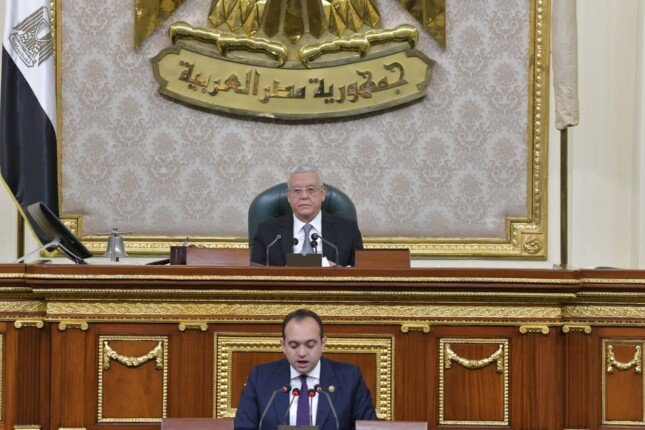مجلس النواب يعطي موافقته المبدئية لقانون تنظيم مهنة الصيدلة مجلس النواب يعطي موافقته المبدئية لقانون تنظيم مهنة الصيدلة