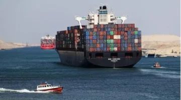 مجلس الوزراء: رسوم مرور السفن عبر قناة السويس تدفع بالعملات الأجنبية.