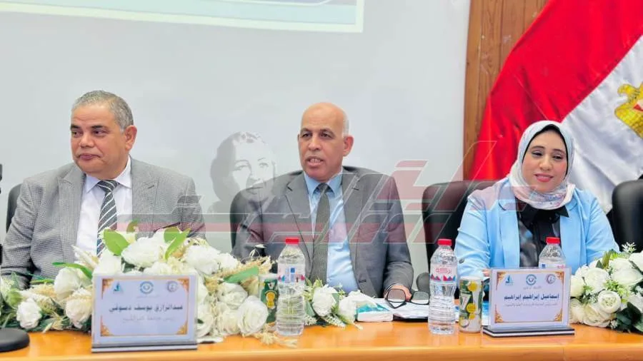 محاضرات وجلسات علمية للمؤتمر الدولي الثالث بجامعة كفر الشيخ