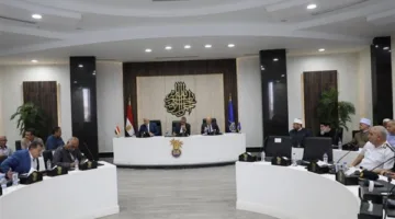 محافظ أسوان: أسبوع واحد لإكمال صرف كافة مستندات مشروعات الخطة الاستثمارية