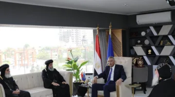 محافظ أسوان ومؤقت رئاسة الجامعة يرحبان بوفد من الكنيسة الأرثوذكسية