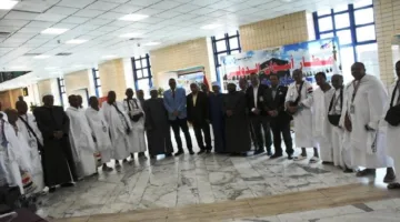 محافظ أسوان يرافق أول دفعة من حجاج بيت الله الحرام إلى المطار