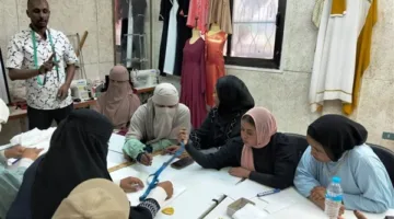 محافظ أسوان يراقب جهود مديرية العمل في تنظيم الدورات التدريبية المجانية للشباب والشابات
