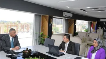 محافظ أسوان يستقبل فريق صندوق معالجة الإدمان لمناقشة تعزيز جهود التوعية