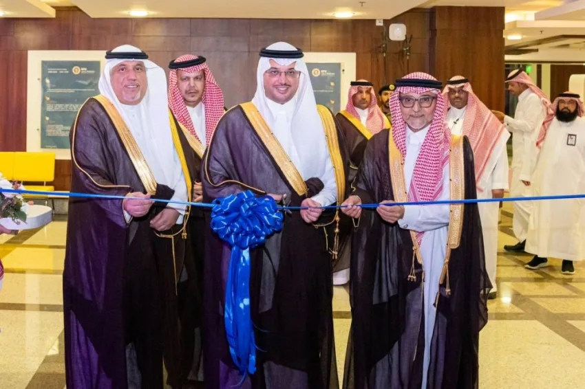 محافظ الأحساء يشرف على حفل انتهاء برنامج “علماء المستقبل” ويحتفي بالطلاب المشاركين