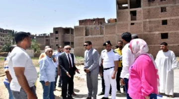 محافظ الأقصر يأمر بهدم مبنى متعدد الطوابق في إسنا