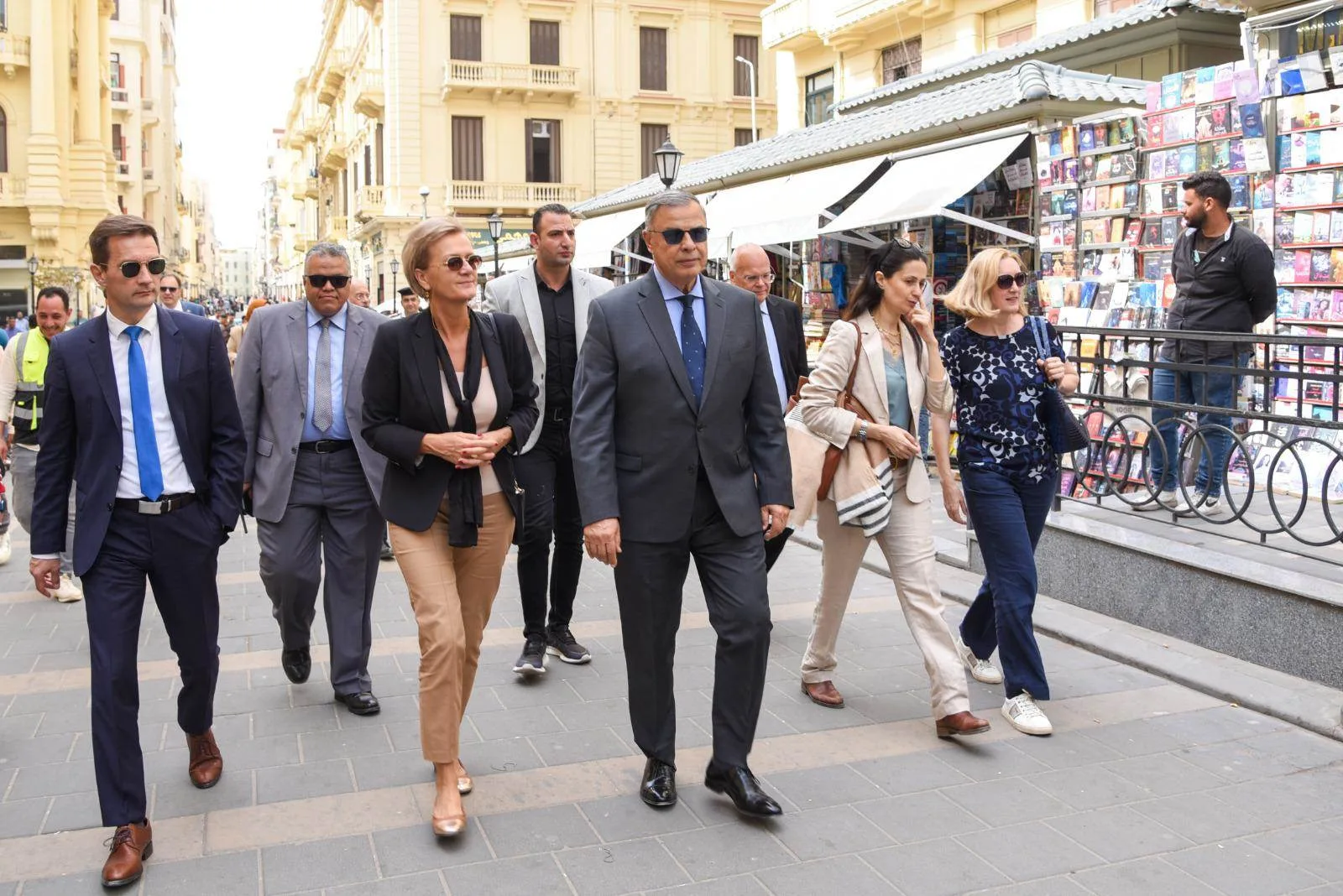 محافظ الإسكندرية وسفيرة الاتحاد الأوروبي يزوران مشروع rejuvenation لشارع النبي دانيال التراثي محافظ الإسكندرية وسفيرة الاتحاد الأوروبي يزوران مشروع rejuvenation لشارع النبي دانيال التراثي
