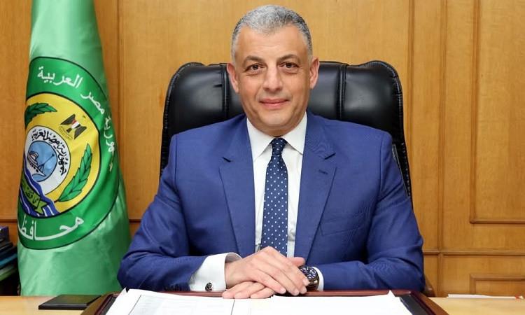محافظ الإسماعيلية: توريد ١٤ ألفا و٨٨٥ طنًا من القمح المحلي حتى الآن