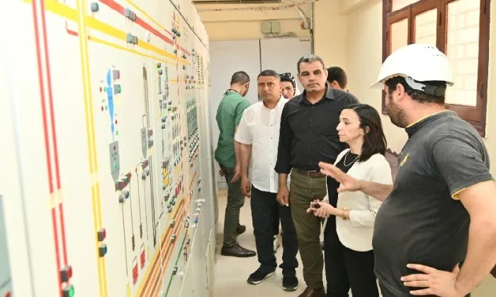 محافظ البحيرة تراقب عملية توريد القمح في صوامع الغلال بأبو المطامير محافظ البحيرة تراقب عملية توريد القمح في صوامع الغلال بأبو المطامير