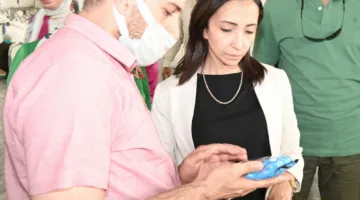 محافظ البحيرة يقوم بجولة تفقدية في خمس مصانع كبيرة بالمنطقة الصناعية في وادي النطرون