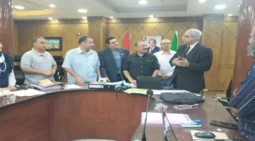 محافظ التعليم في القليوبية يراقب تقدم امتحانات الدبلومات الفنية العملية