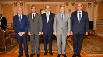 محافظ الجيزة يشارك في جلسات الاستماع بمجلس النواب لمناقشة قانون الإيجارات القديمة