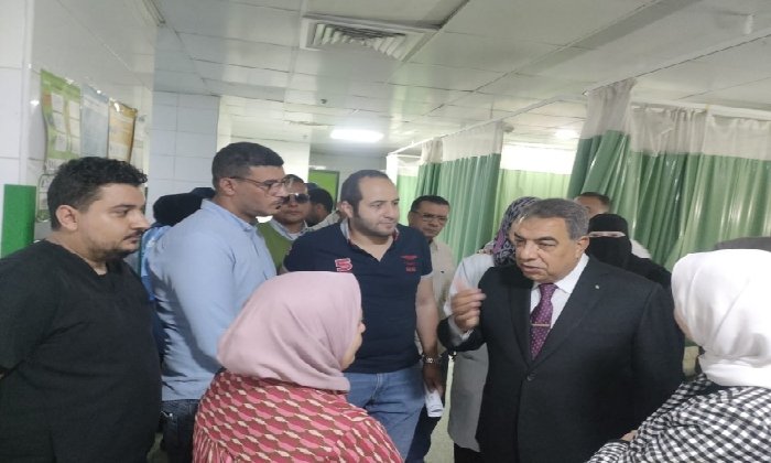 محافظ الدقهلية يتفقد مستشفى المنصورة التخصصى ويوجه بتكثيف أوجه الرعاية