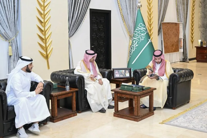 محافظ الطائف يستعرض تقرير جائزة ملهم
