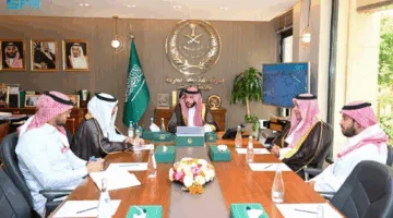 محافظ الطائف يستعرض خطط أمانة الطائف الموسمية لخدمة الحجاج والزوار