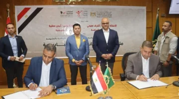 محافظ القليوبية ووزير الشباب والرياضة يشهدان توقيع اتفاقية للتعاون في تنظيم الإعلانات ضمن المؤسسات الشبابية