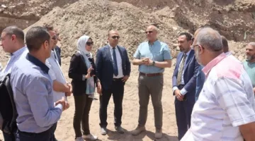 محافظ القليوبية يتولى حملة للتخلص من التراكمات التاريخية في محور العصار وتحويلها إلى مشاريع خدمية.