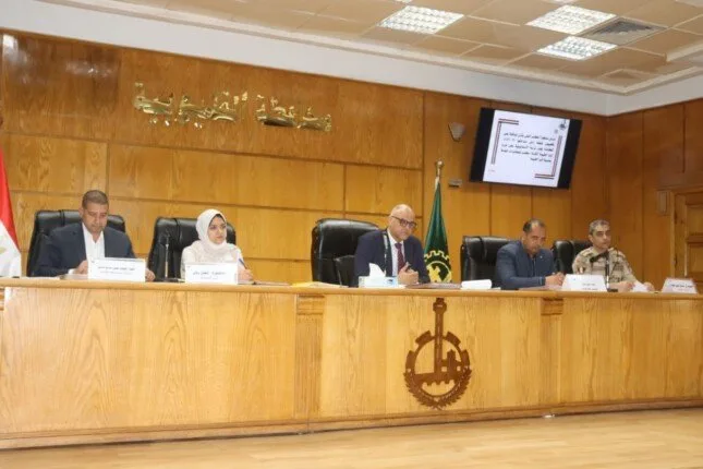 محافظ القليوبية يستعرض المشاريع الحالية في جميع القطاعات محافظ القليوبية يستعرض المشاريع الحالية في جميع القطاعات