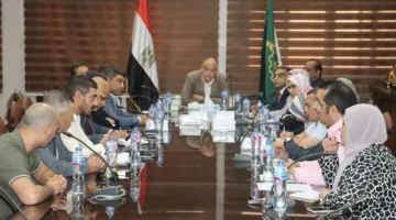 محافظ القليوبية يعقد اجتماعًا شاملاً لمناقشة توفير خدمات جديدة للمواطنين على كورنيش النيل