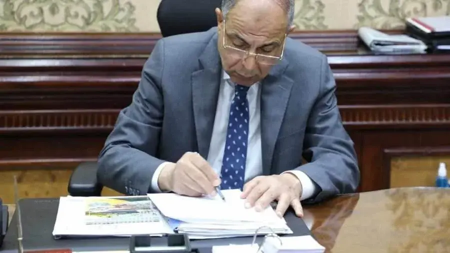 محافظ المنيا يعتمد نتيجة مسابقة الوظائف الإشرافية بمديرية التعليم